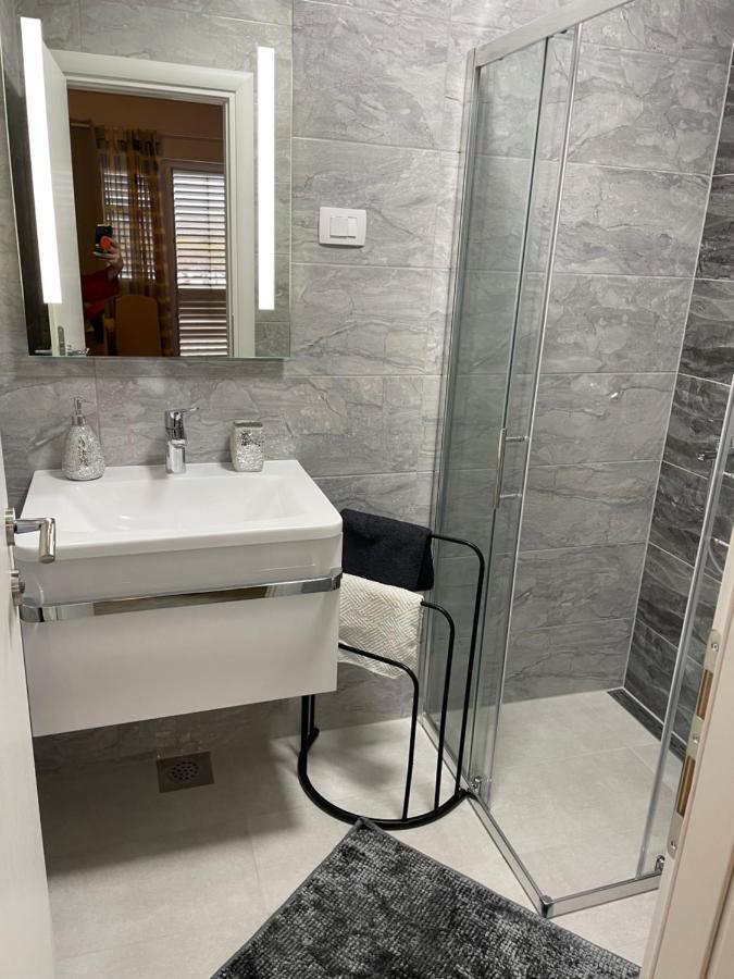 Apartments Miriam Srima Vodice Ngoại thất bức ảnh