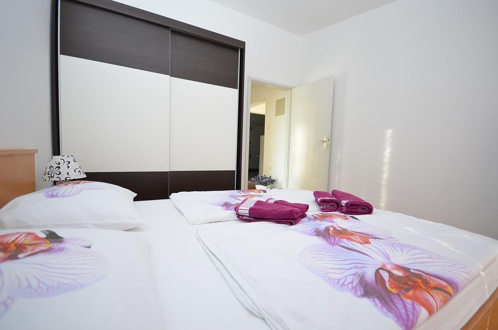 Apartments Miriam Srima Vodice Ngoại thất bức ảnh